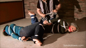 pleasetiemeup.com - 1097 - Sandra Silvers & Gigi thumbnail